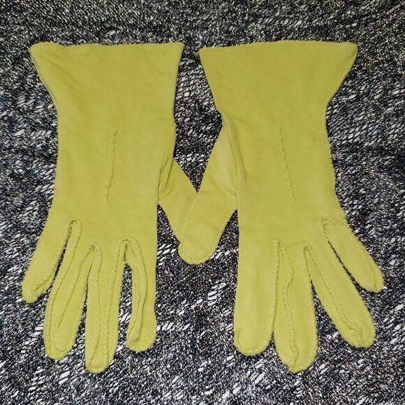 VNTG 50's/60's Nylon Gloves - Picture 1 of 5